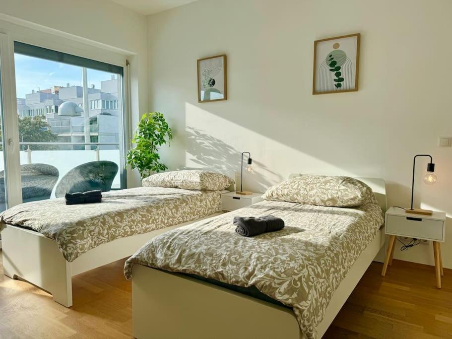 130 M2 4 Bedroom With Balcony & Free Parking Wien